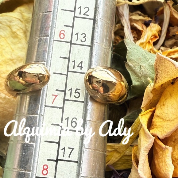 Gold drop cuff minimalist luxury ring - Picture 2 of 2